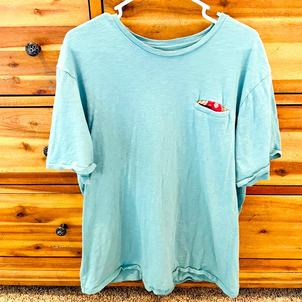 Cremieux Mens tshirt with pocket